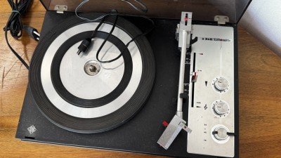 1 Schallplattenspieler Telefunken V208 Liftmatic
